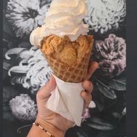  at Doe Donuts in Portland