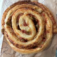 Pizzaschneke  at denn's Biomarkt - Arcaden in Dusseldorf