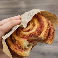 Pizzaschneke at denn's Biomarkt - Arcaden in Dusseldorf