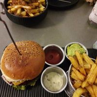 Cheese burger   at Attila Hildmann Organic Snackbar I in Berlin