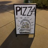 Exterior (sign)  at Pizza Head in St Louis