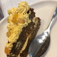 Carrot cake at Laelo in Paris