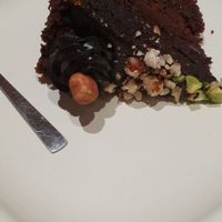Chocolate pistachio cake at Laelo in Paris