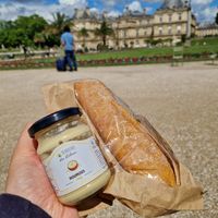 Brunch/snack in Luxembourg gardens at Mon Epicerie Paris in Paris