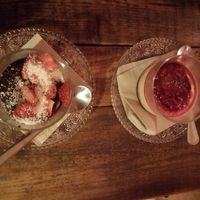 Vegan Mousse au chocolat and vegan cheesecake at Integral in Formentera