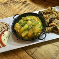 Fricandó de seitan con patatas al curry at Integral in Formentera