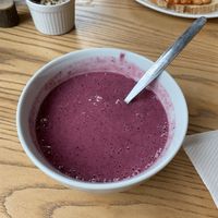 “Smoothie bowl" at LIV Organic & Natural Food Market in Liverpool