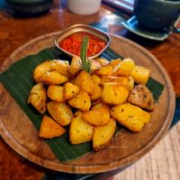 Rosmarin kartoffeln at Atman Nourish Kafe in Ubud
