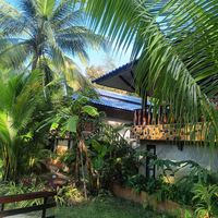 Room at Wonderland Healing Center Vegan Buffet in Koh Phangan
