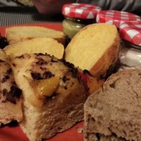 Bread basket at VgOloso in Venice