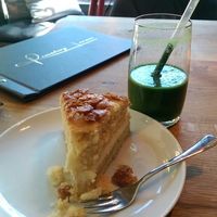 Amazing cake and a smooth!  at Rosenberg in Potsdam