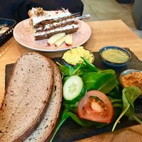 Carrot cake plus the 3 dips dish with 2 slices of bread at Rosenberg in Potsdam