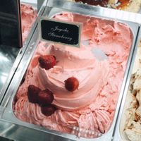 🍓 at Gelateria Marmont in Split