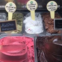 Marked «vegan» :) at Gelateria Marmont in Split