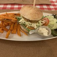 Hamburguesa con aguacate y jackfruit   at Rad Rabbit in Chiang Mai