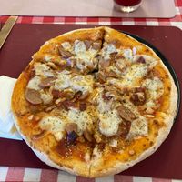 Pizza Hawai at Rad Rabbit in Chiang Mai