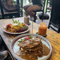 Curry in a hurry & Tropic Thunder  at Rainbow Cafe in Ella