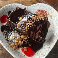 Vegan Cake of the day (charity dogs of ella) #Veganuary at Rainbow Cafe in Ella