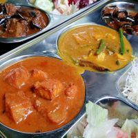 Special Thali for 2 persons (contains dairy) at Veggie & Vega - Restaurant in Berlin