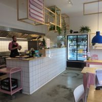 Happy staff at work at Mashery - Hummus Kitchen in Cologne