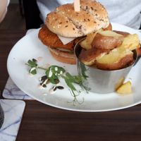 Seitan chiken sandwich at 143V in Cork