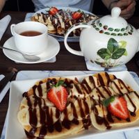 banana chocolate pancakes at 143V in Cork