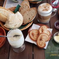 Vegan brunch at Casa do Fauno in Sintra