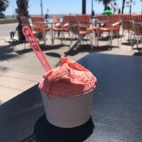 Strawberry vegan ice cream  at Pinnochi in Calpe