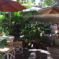 garden seating at Mumbai Station in Ubud