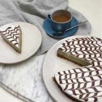 Matcha vegan cheescake at Strata Bakery in Barcelona