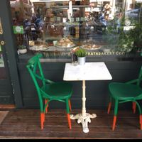 sweet and romantic at Strata Bakery in Barcelona