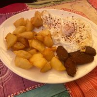 Huevos con chorizo  at Telos Comida Casera Natural Vegetariana y Vegana in San Lorenzo De El Escorial