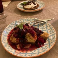 Crumble and banoffee at Rotas da Ilha Verde in Sao Miguel