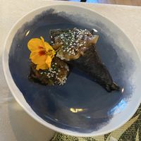 Jackfruit temaki with caramelized onions, sesame seeds and tamari sauce (vegan & gluten free)  at Rotas da Ilha Verde in Sao Miguel