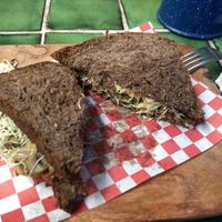 Sandwich vegano at El Jardin Buffet Nutricional Vegetariano in Guadalajara