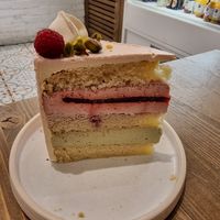 Raspberry-pistachio cake at Tökmag Vegan Street Food in Budapest