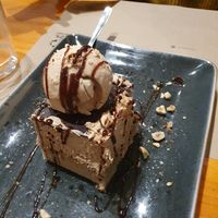 Ferrero cake at Pizzi & Dixie in Madrid