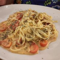 Tagliatelle Jamon y queso (vegan) at Pizzi & Dixie in Madrid