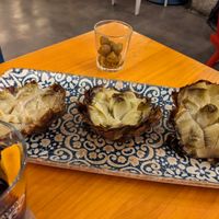 Corazones de alcachofa con trufa at Pizzi & Dixie in Madrid