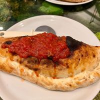 Calzone at Pizzi & Dixie in Madrid