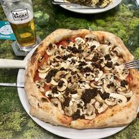   at Pizzi & Dixie in Madrid