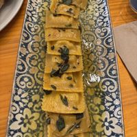 Raviolis de calabaza y salvia  at Pizzi & Dixie in Madrid