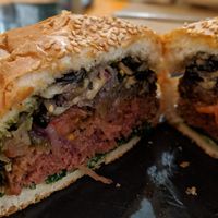 Beyond burger 👌 at Pizzi & Dixie in Madrid