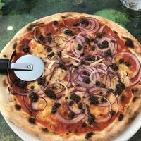 Truffa at Pizzi & Dixie in Madrid