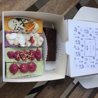 Raw cakes + vegan bounty at Wild Forest in Bucharest