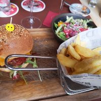 vegan burger at Grand Café Industrie in Leuven