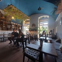 Inside at LYR Speciality Coffee and Food in Pecs