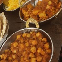 Front: Channa Massala. Back: Aloo Gobi at Incredible India in Dubrovnik