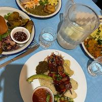 Hot bowls, burger, meal of the day  at Jah Jah in Paris