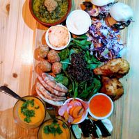 Maaltijdplank vegan (voor 2 personen) at Bar Cali in Nijmegen